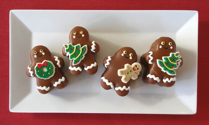 Christmas Petit Fours Mini Cakes