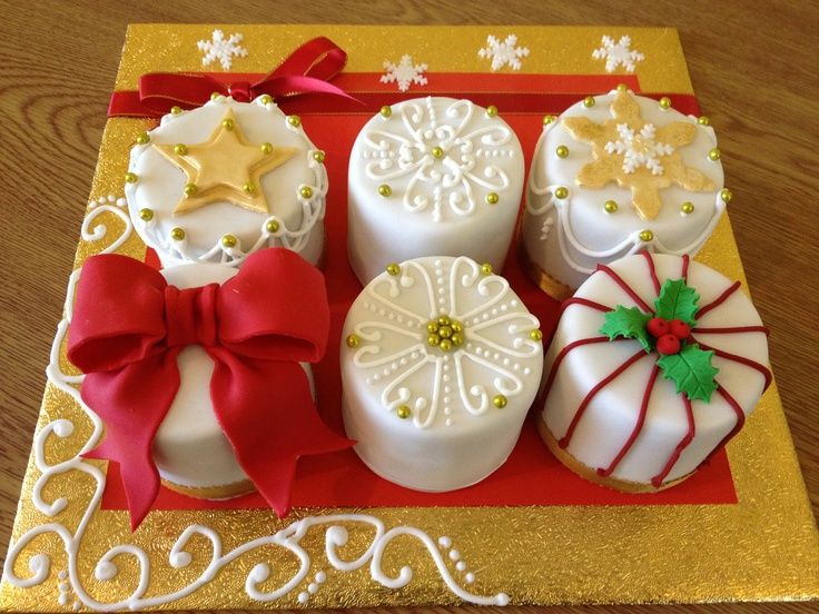 9 Photos of Christmas Petit Fours Cakes