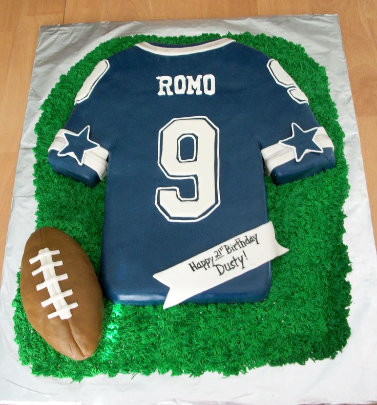 Cowboys Football Jersey & Cake