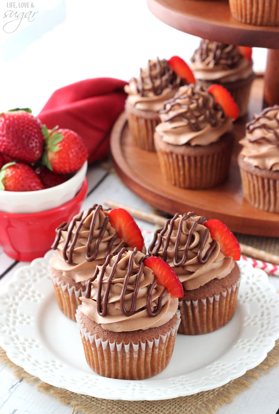 Cupcakes with Nutella Frosting