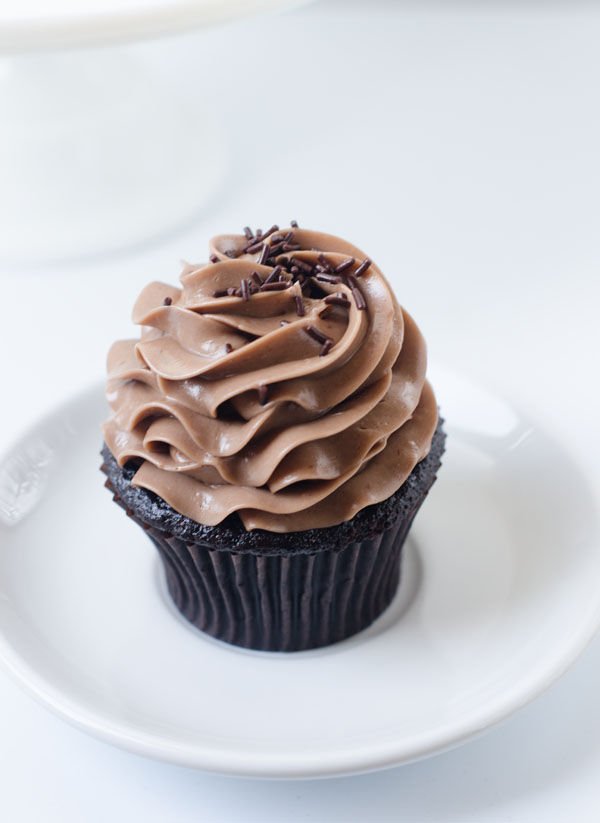 Cupcakes with Nutella Frosting