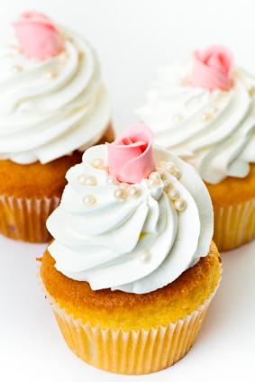 Cupcakes with Whipped Cream Frosting Recipe