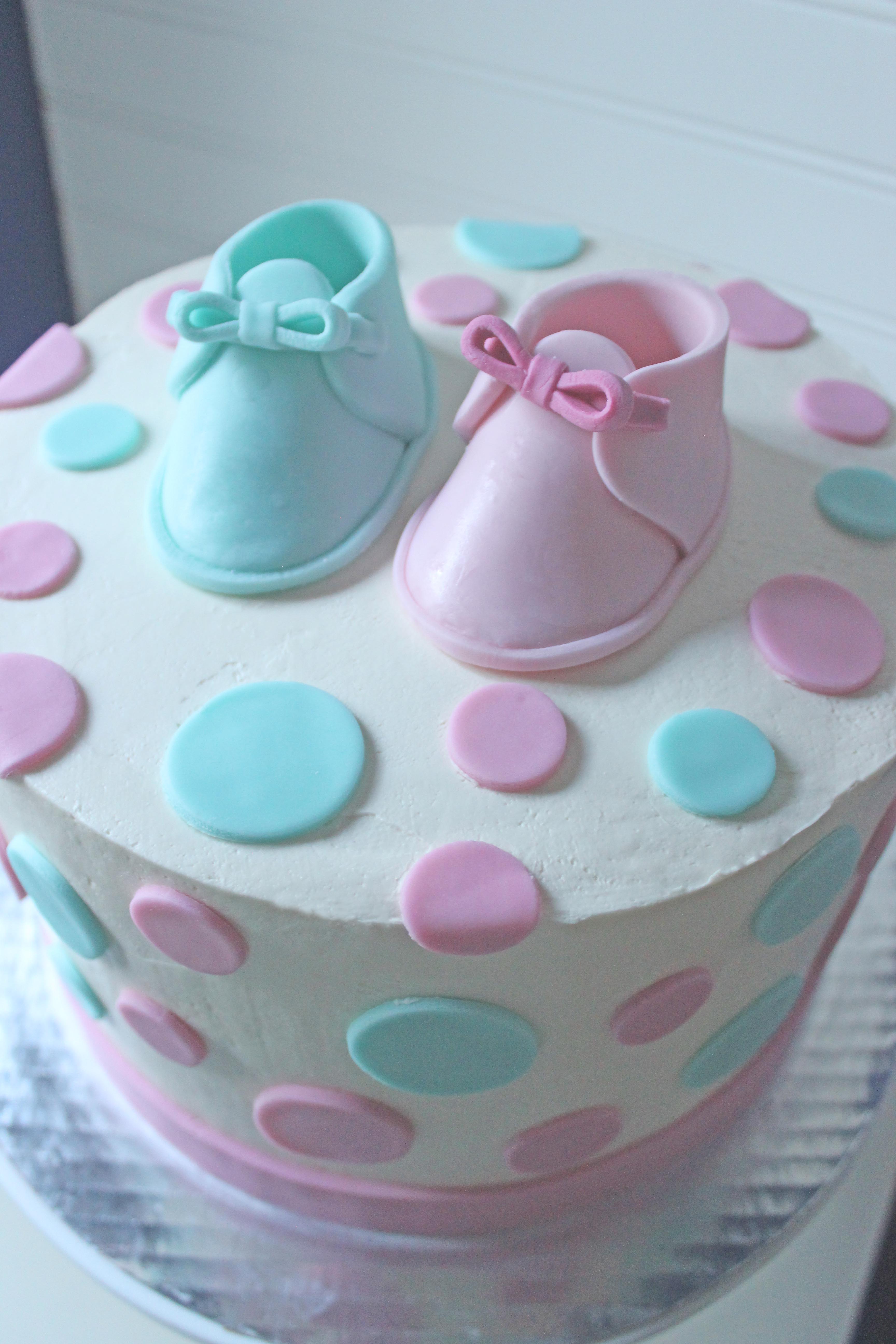 Gender Reveal Cake