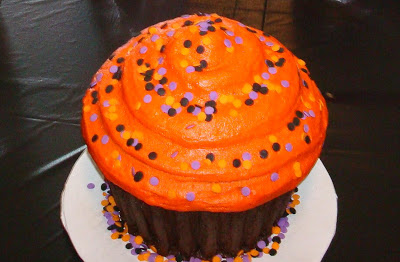 Giant Halloween Cakes