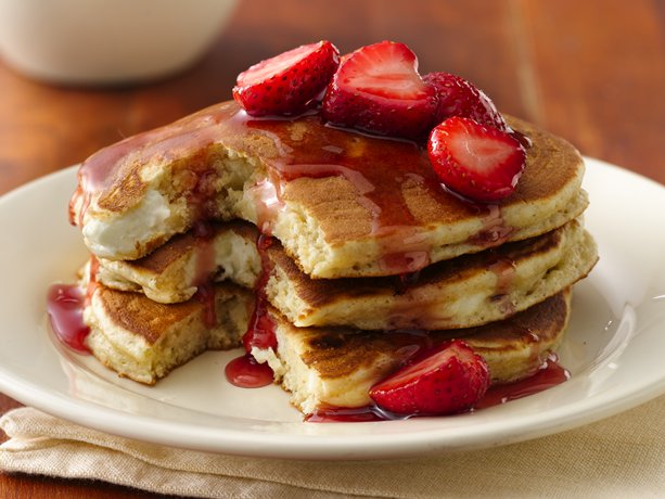 Strawberry Cheesecake Pancakes