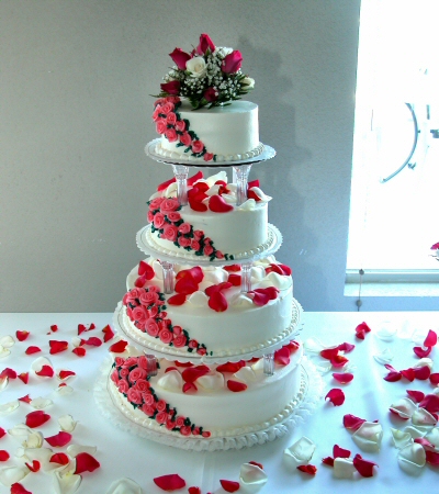 9 Pillar Wedding Cakes With Beads Photo Wedding Cakes With