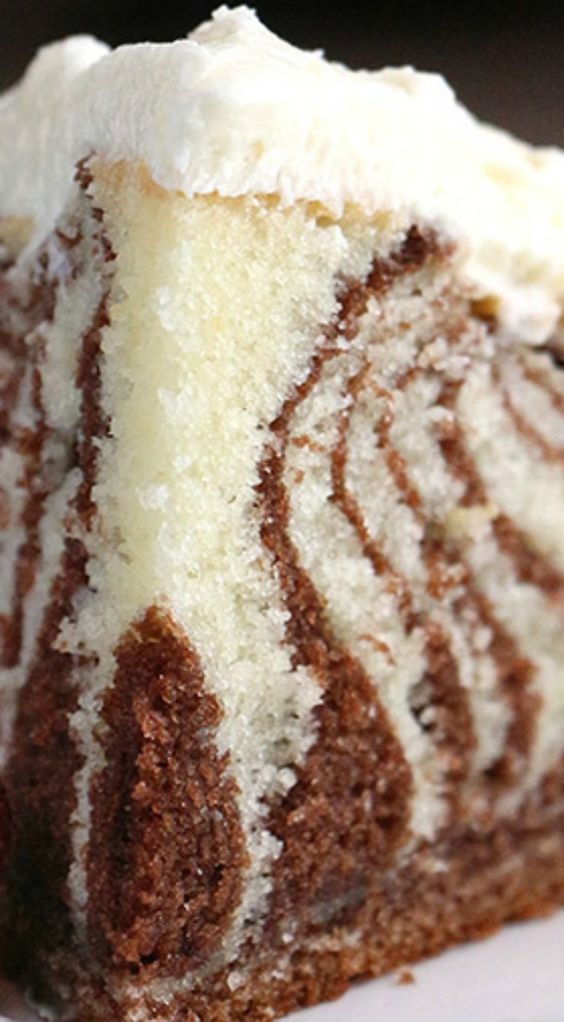 White Cake with Chocolate