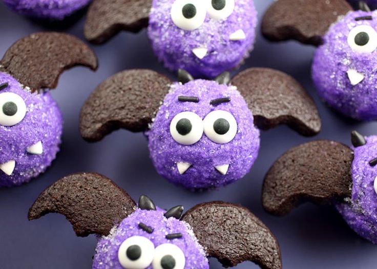 Bat Cupcakes