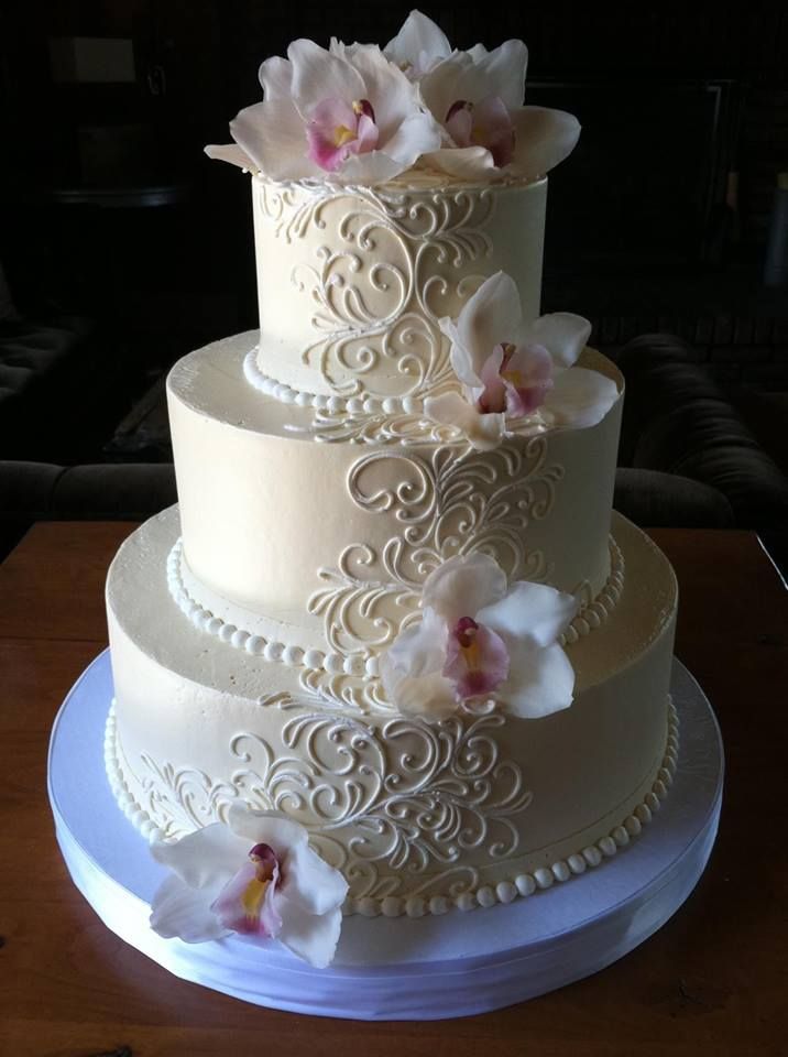 Classic Wedding Cake