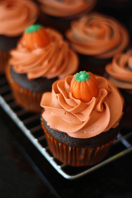 Cute Halloween Cupcake Idea