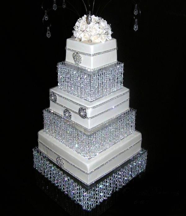 10 Photos of Diamond Themed Cakes