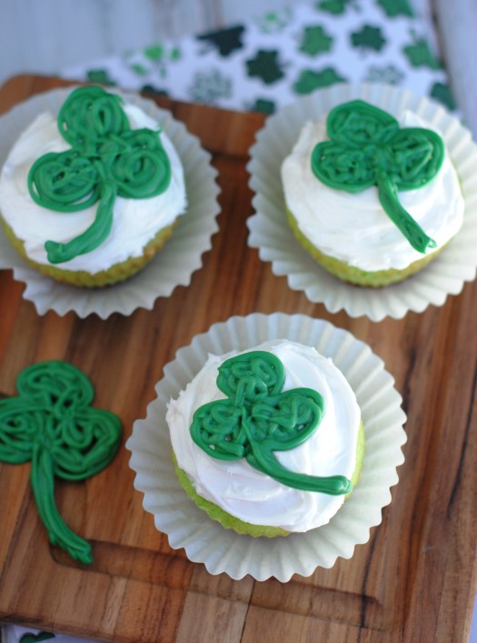 Fun St. Patrick's Day Cupcakes