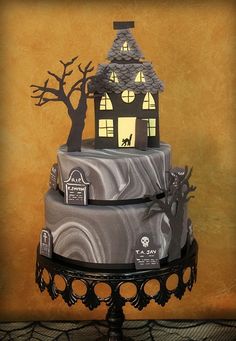 Halloween Haunted House Fondant Cake