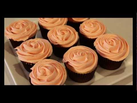 How to Make Buttercream Roses On Cupcakes