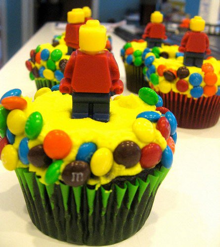 LEGO Man Cupcakes