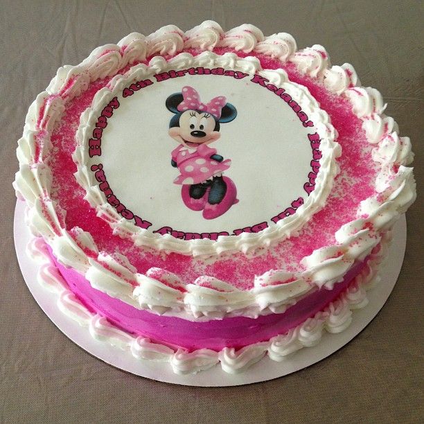 Minnie Mouse Cake