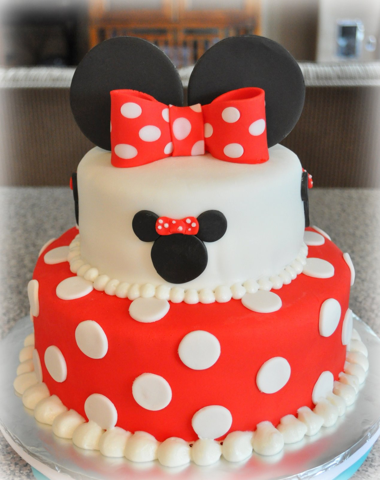 Minnie Mouse Cake