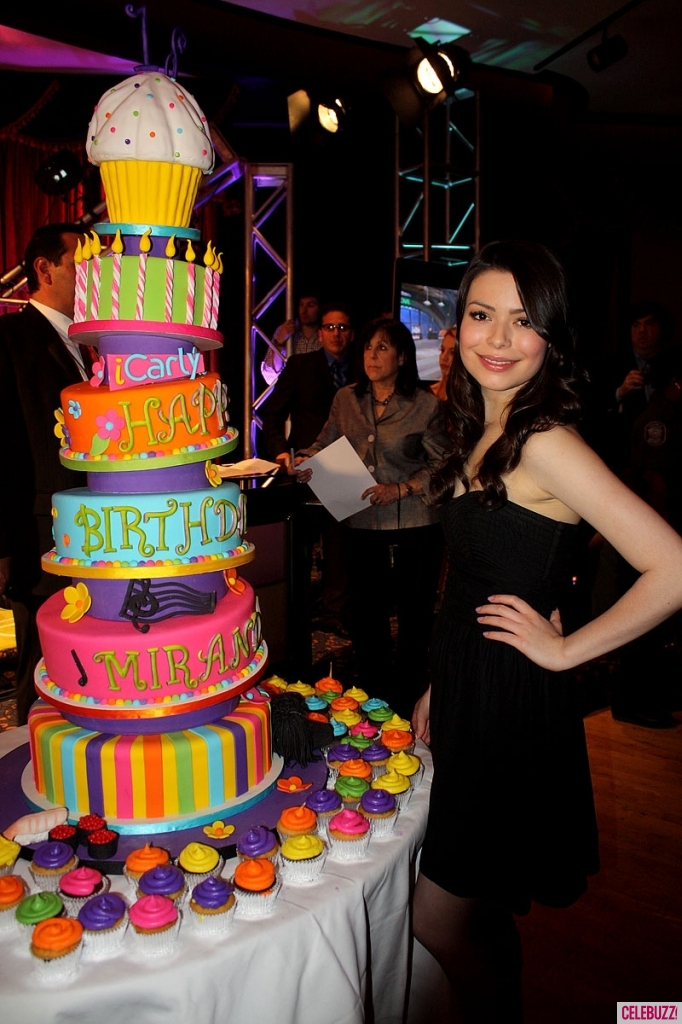 Miranda Cosgrove Birthday