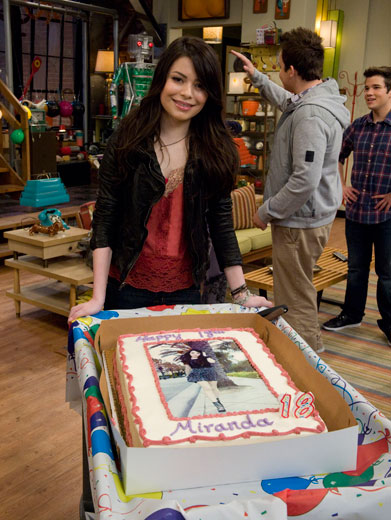 Miranda Cosgrove Birthday