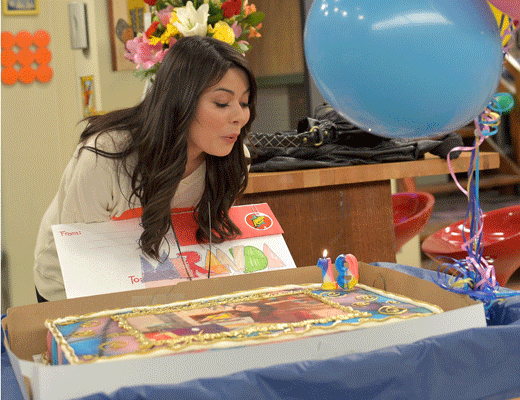 Miranda Cosgrove Birthday