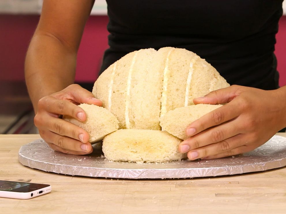 Thanksgiving Turkey Shaped Cake