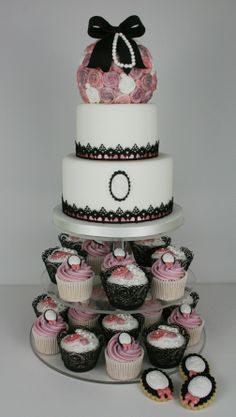 Traditional Tiered Wedding Cake