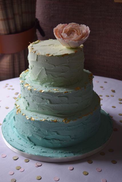 Turquoise Buttercream Wedding Cakes