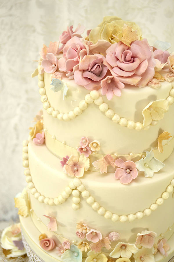 Vintage Wedding Cake Flowers