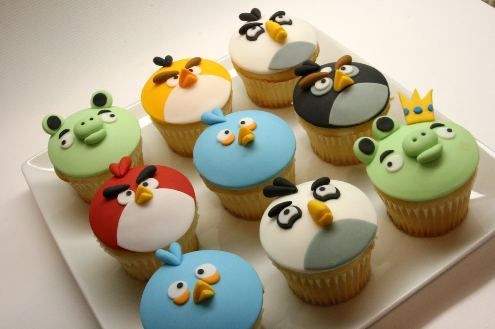 Angry Birds Birthday Cake