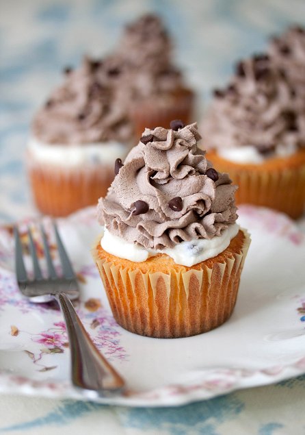 Cannoli Cupcakes Recipe