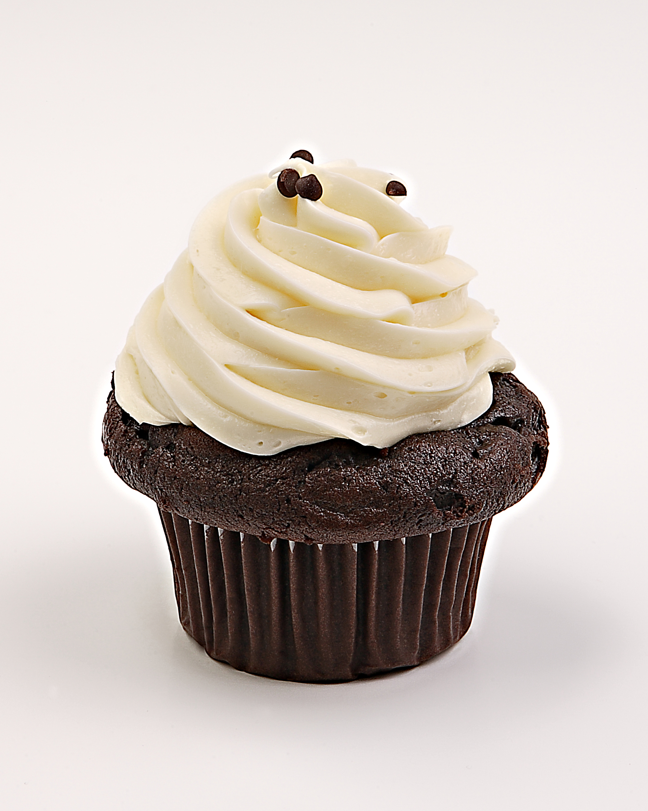 Cannoli Cupcakes with Chocolate Icing