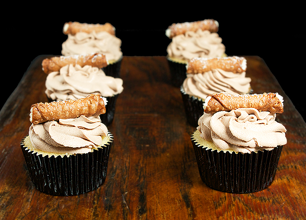 Chocolate Cannoli Cupcakes Recipe