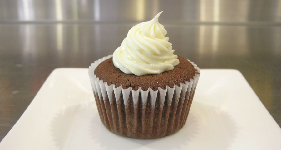 Chocolate Cupcakes with Cream Cheese Filling