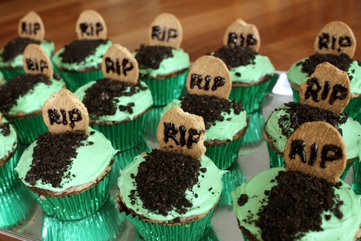 Cute Halloween Cupcake Idea