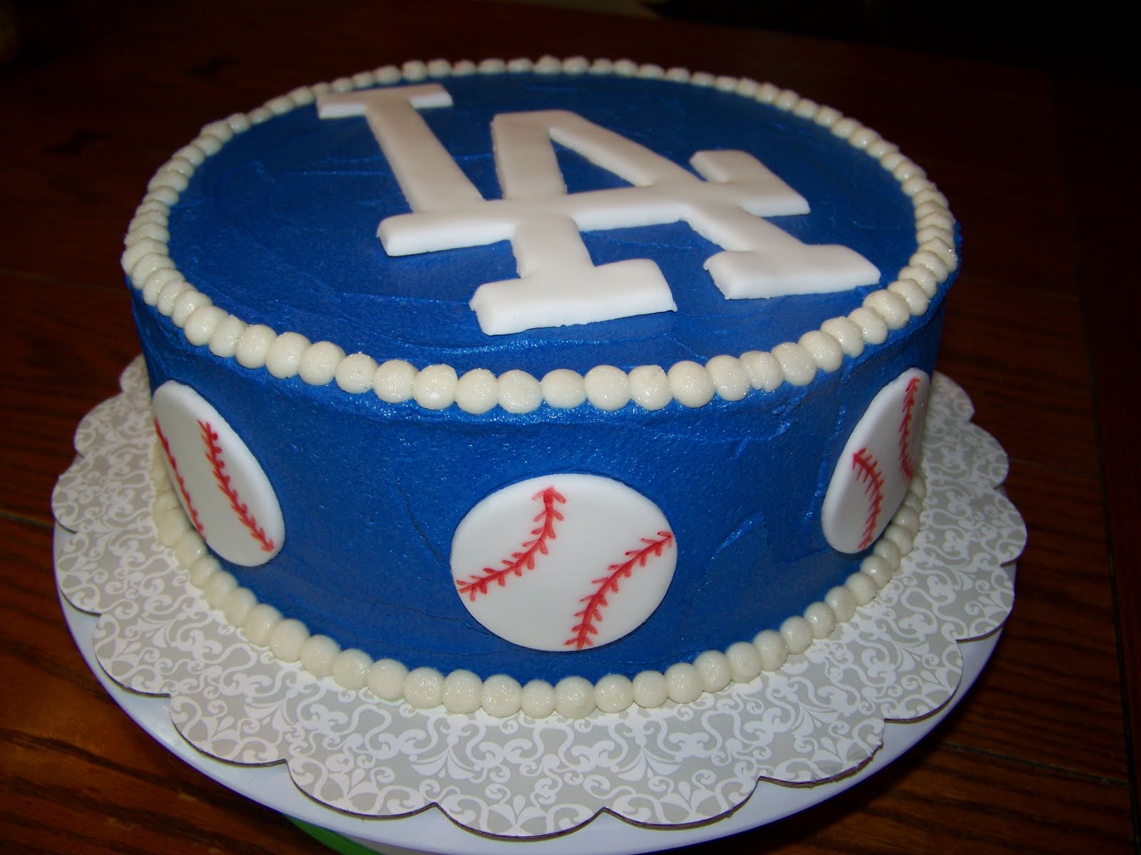 11 Photos of Dodgers Birthday Cupcakes