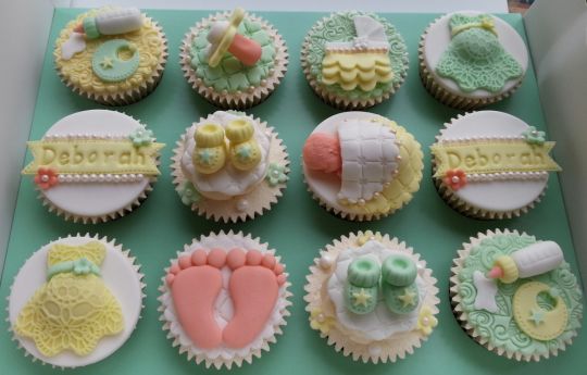 Gender-Neutral Baby Shower Cupcakes