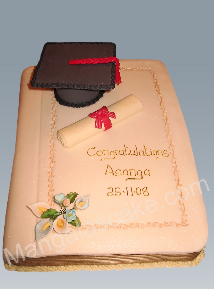 Girls Graduation Cake