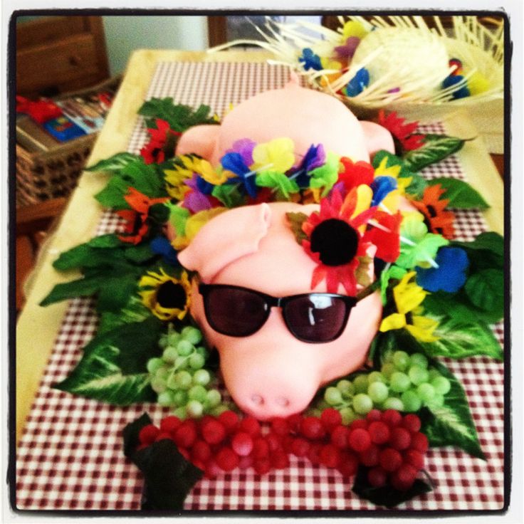 Hawaiian Luau Pig Roast Party