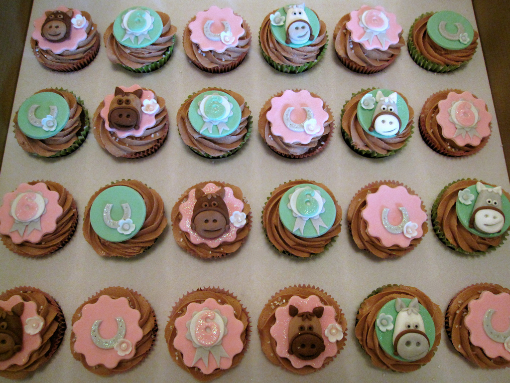 Horse Birthday Cake Cupcakes