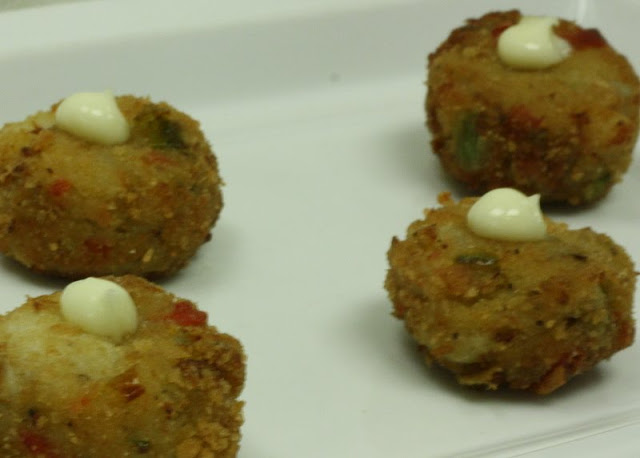 Mini Crab Cake Hors d'Oeuvres