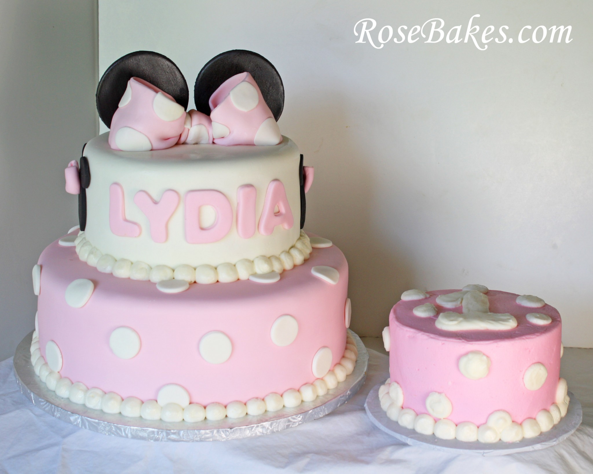 Minnie Mouse 1st Birthday Cake