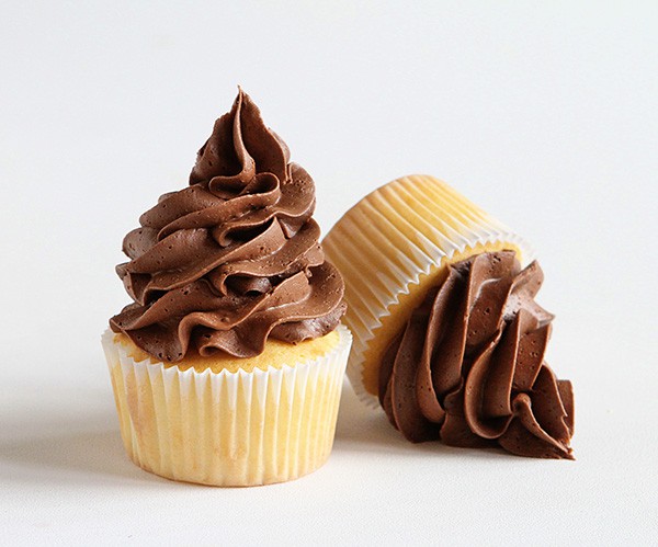 Open Star Tip Cupcake Frosting