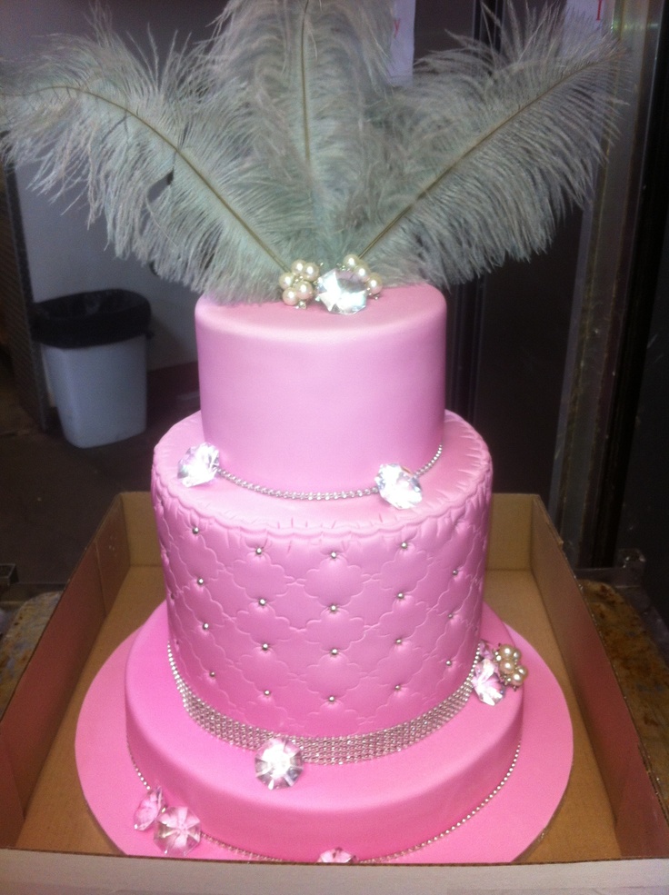 10 Photos of Beautiful Tall Birthday Cakes