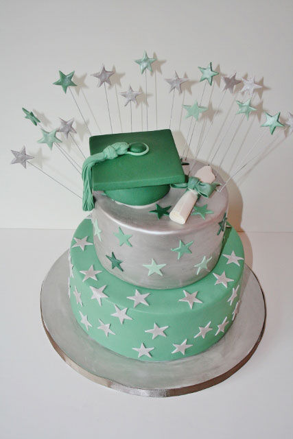 Unique Graduation Cakes