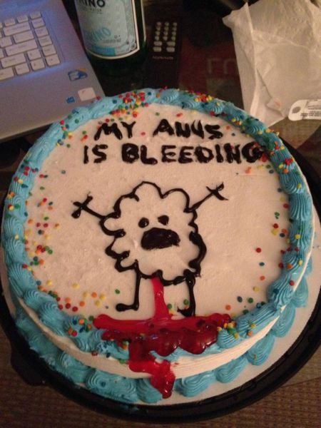 8 Photos of Worst Birthday Cakes Ever Made