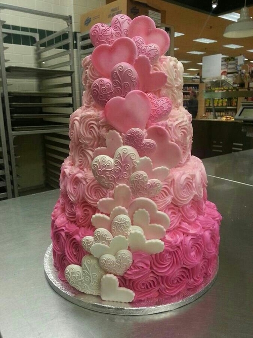 Beautiful Valentine's Day Cake