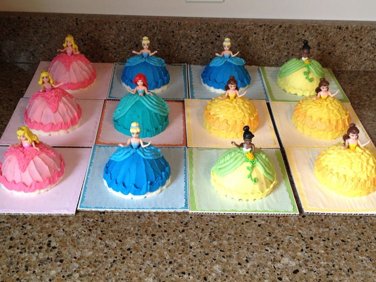 10 Photos of Small Disney Princess Cakes