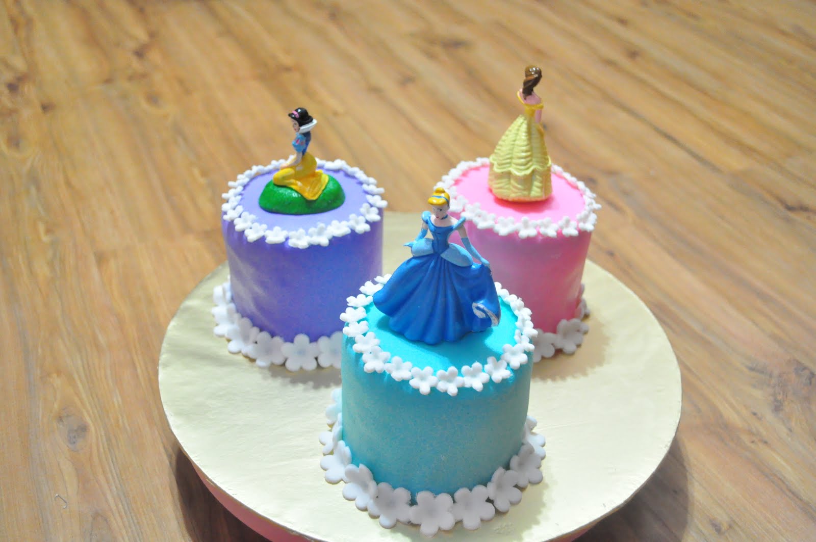 Disney Princess Mini Cakes