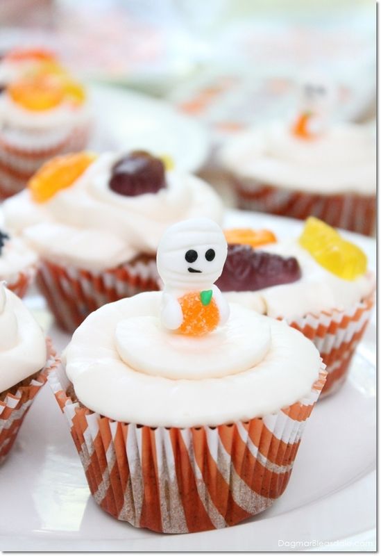 Easy Halloween Cupcakes