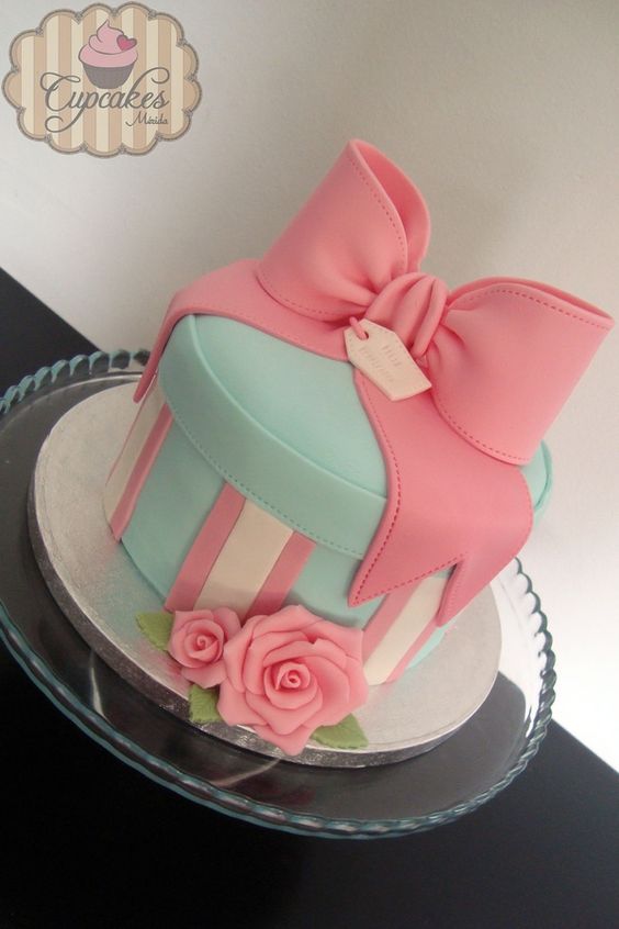 Gift Box Cake